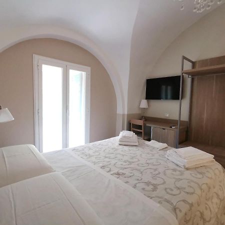 Bed and Breakfast Opera Relais 85 Messina Exterior foto